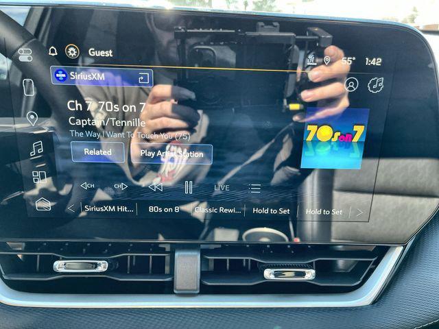 new 2026 Chevrolet Equinox car, priced at $34,047