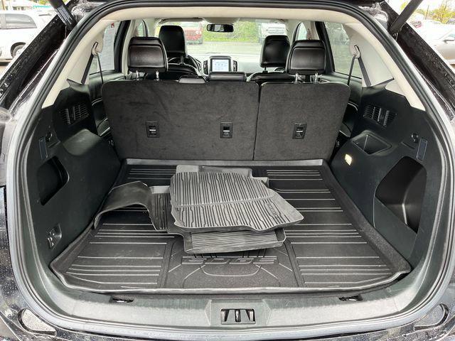 used 2022 Ford Edge car, priced at $23,021