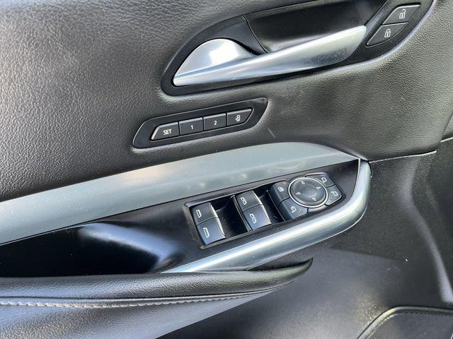 used 2022 Cadillac XT4 car, priced at $25,492