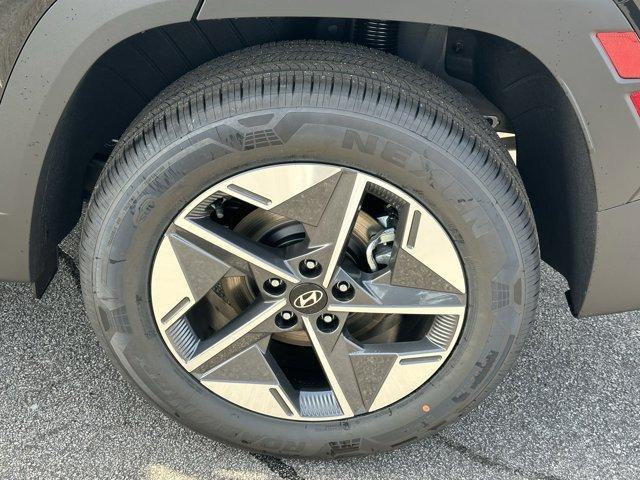 new 2026 Hyundai TUCSON Hybrid car, priced at $35,361