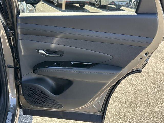 new 2026 Hyundai TUCSON Hybrid car, priced at $43,298