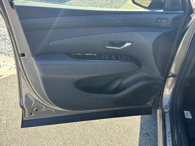 new 2026 Hyundai TUCSON Hybrid car, priced at $43,298