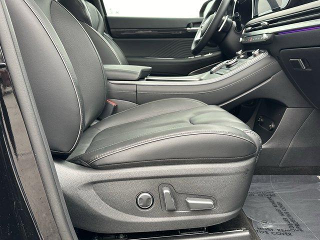 used 2025 Hyundai Palisade car, priced at $42,590