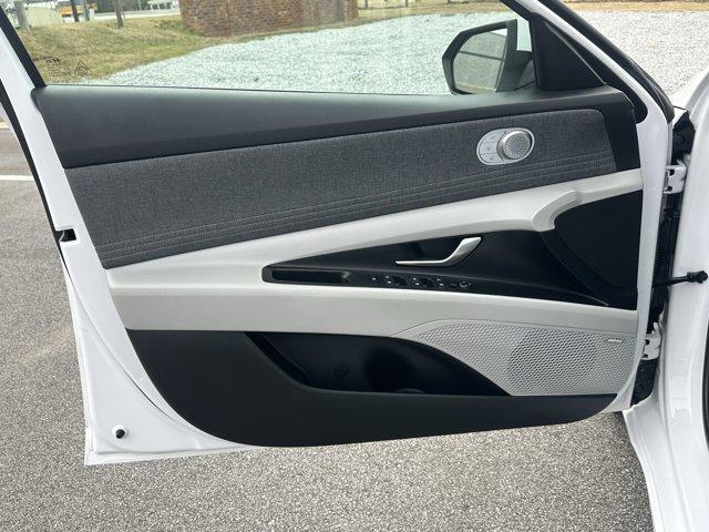 used 2021 Hyundai ELANTRA HEV car, priced at $18,990