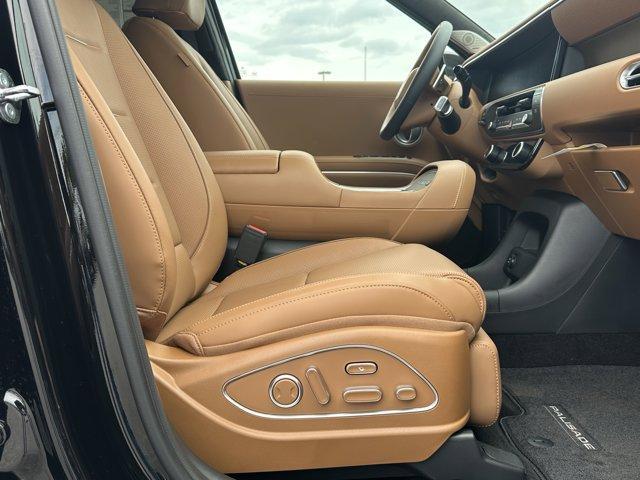 new 2026 Hyundai Palisade Hybrid car, priced at $58,125