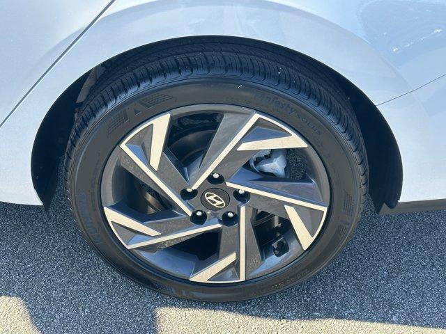 used 2025 Hyundai Elantra car, priced at $20,490