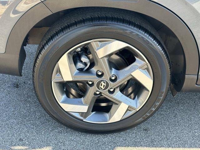 used 2024 Hyundai Venue car, priced at $17,990