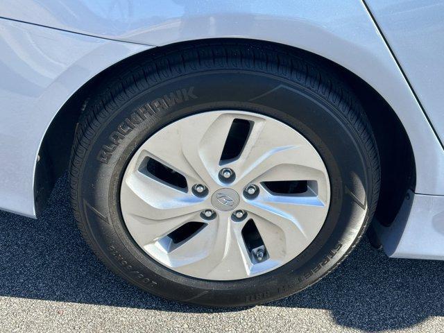 used 2015 Hyundai Sonata Hybrid car, priced at $7,991