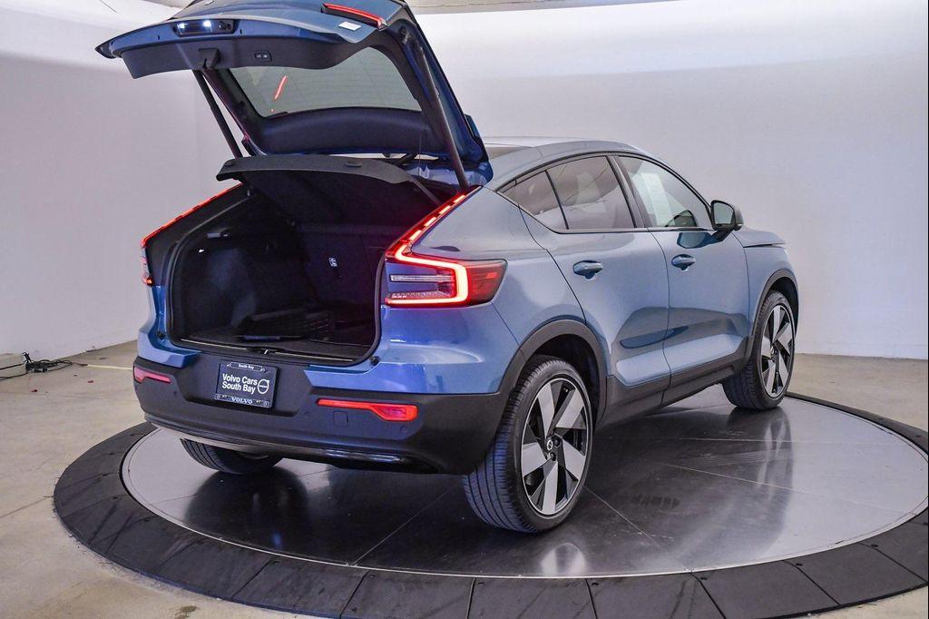 2023 Fjord Blue Metallic Volvo C40 Recharge Pure Electric