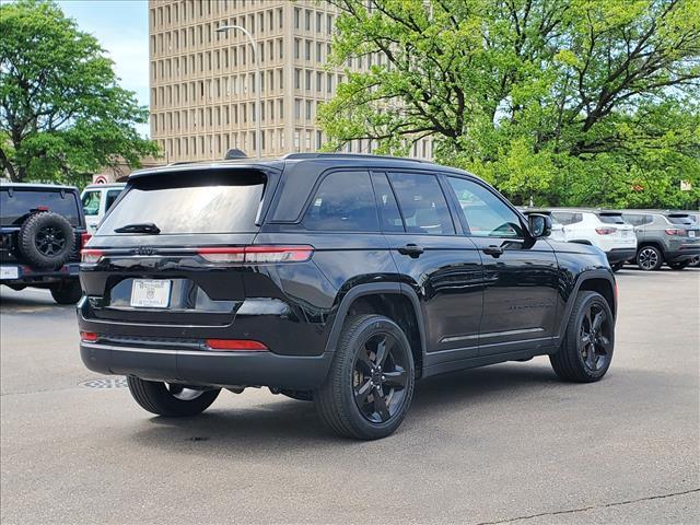 used 2023 Jeep Grand Cherokee car, priced at $30,295