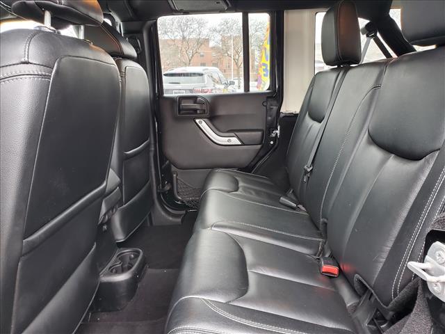 used 2015 Jeep Wrangler Unlimited car, priced at $14,475