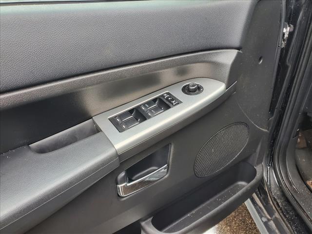 used 2009 Jeep Grand Cherokee car, priced at $5,795