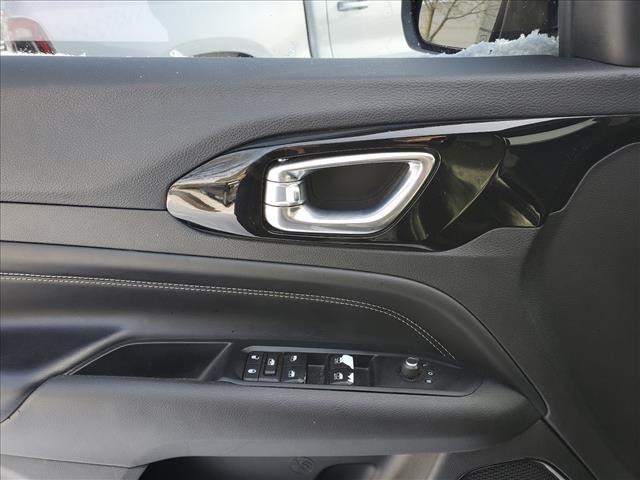 used 2022 Jeep Compass car, priced at $24,995