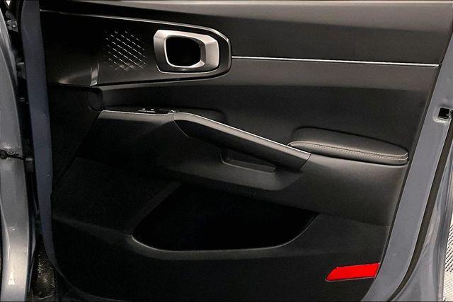 used 2025 Kia Sorento car, priced at $29,998