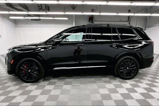 used 2024 Cadillac XT6 car, priced at $49,128