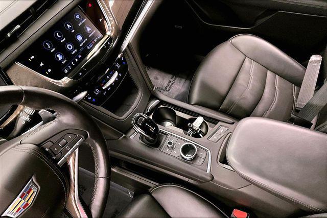 used 2024 Cadillac XT6 car, priced at $49,128