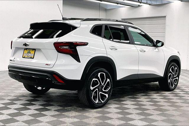 used 2025 Chevrolet Trax car, priced at $23,215