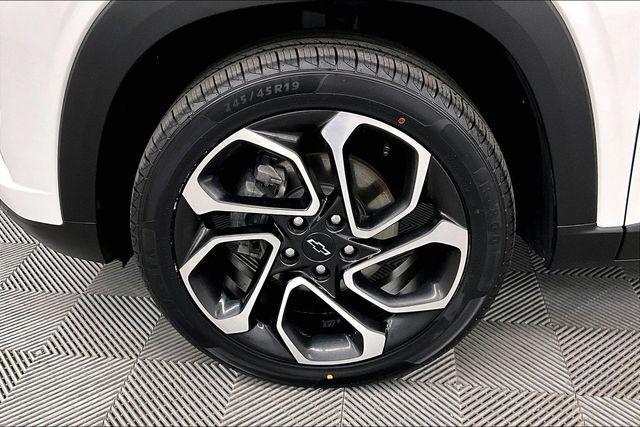 used 2025 Chevrolet Trax car, priced at $23,215