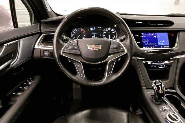 used 2024 Cadillac XT5 car, priced at $38,862
