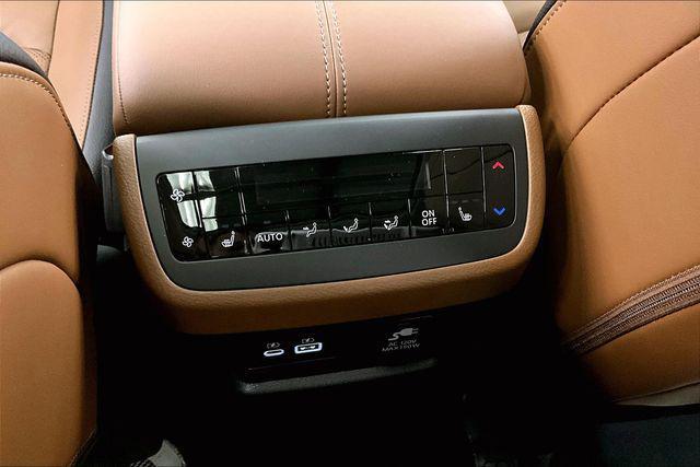 new 2025 Nissan Pathfinder car, priced at $44,922