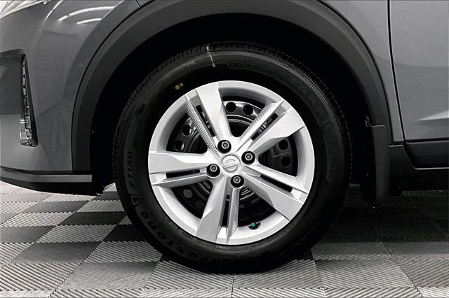 new 2025 Nissan Kicks car, priced at $19,999