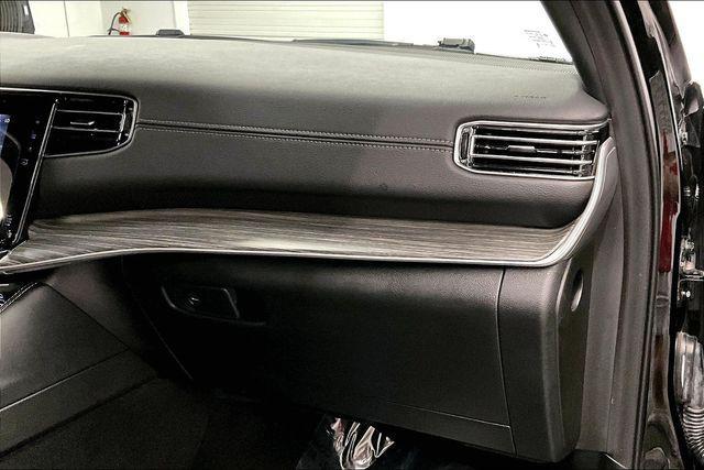 used 2024 Jeep Wagoneer car, priced at $45,618