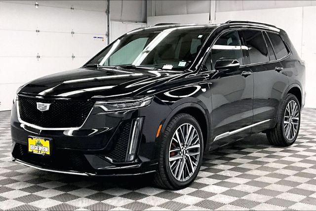 used 2024 Cadillac XT6 car, priced at $43,702