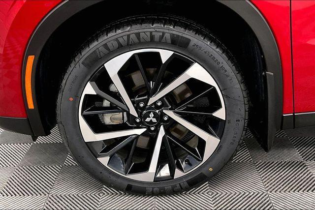 used 2022 Mitsubishi Outlander car, priced at $19,898