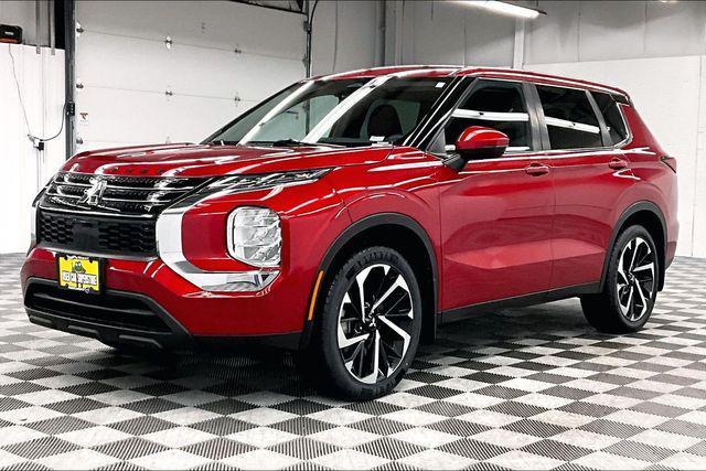 used 2022 Mitsubishi Outlander car, priced at $19,898