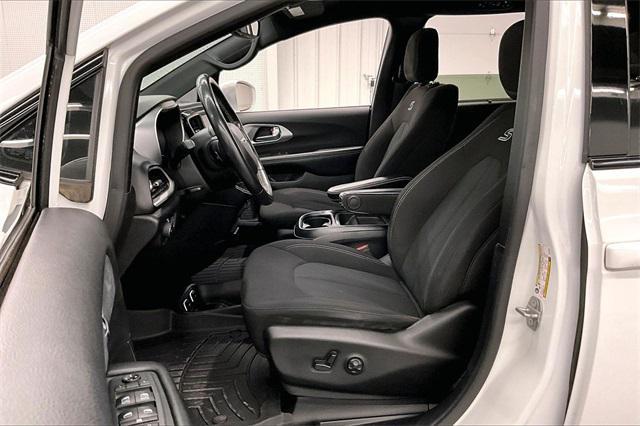 used 2020 Chrysler Pacifica car, priced at $17,723