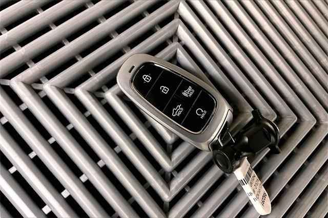 used 2023 Hyundai SANTA CRUZ car, priced at $29,614