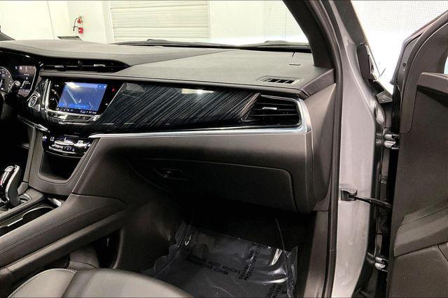used 2023 Cadillac XT6 car, priced at $38,258