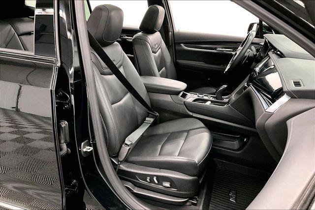 used 2024 Cadillac XT6 car, priced at $43,687