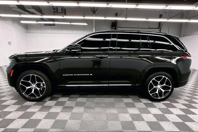 used 2024 Jeep Grand Cherokee car, priced at $45,271