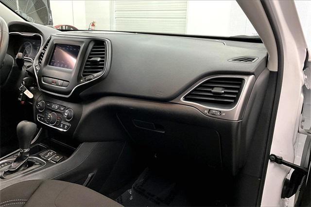 used 2021 Jeep Cherokee car, priced at $15,876