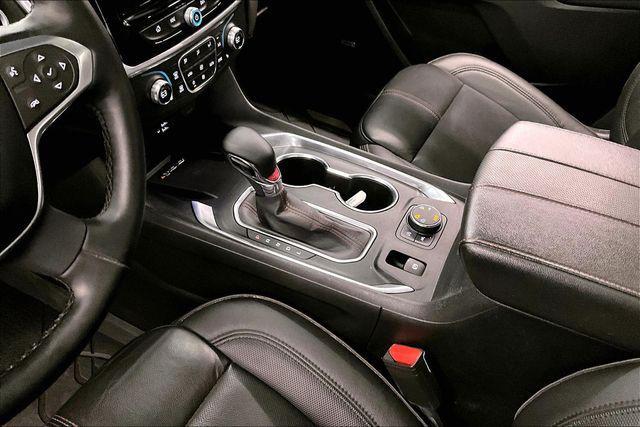 used 2024 Chevrolet Traverse car, priced at $40,298