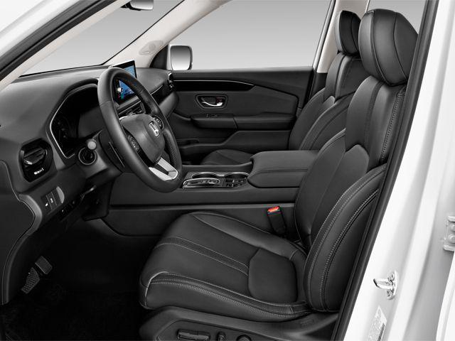 used 2025 Honda Pilot car, priced at $45,698