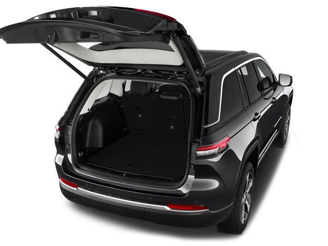 used 2023 Jeep Grand Cherokee car, priced at $32,770