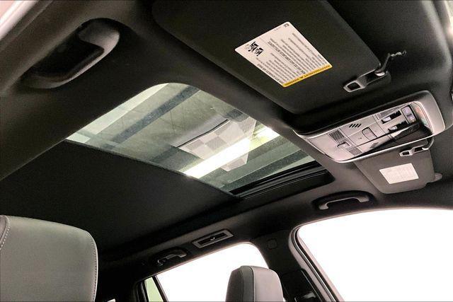 used 2024 Cadillac XT6 car, priced at $49,998