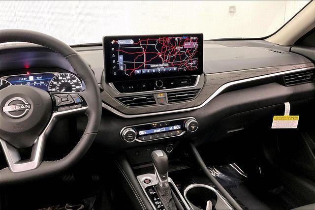 new 2025 Nissan Altima car, priced at $28,299