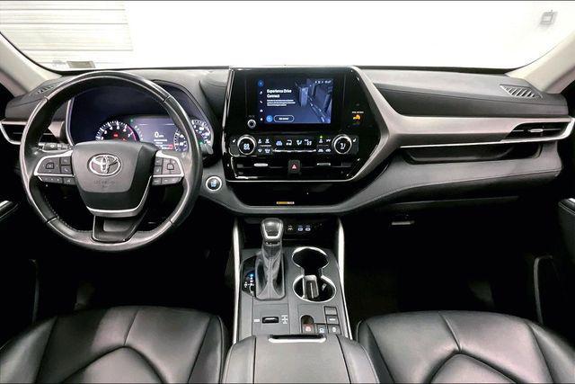 used 2024 Toyota Highlander car, priced at $36,684