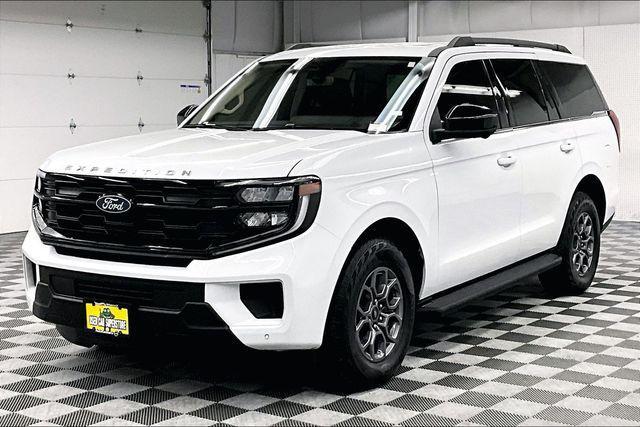 used 2025 Ford Expedition car, priced at $57,333