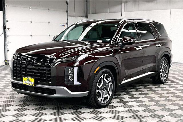 used 2024 Hyundai Palisade car, priced at $35,992