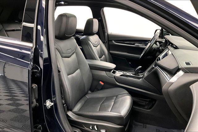 used 2022 Cadillac XT5 car, priced at $28,567