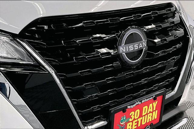 new 2025 Nissan Kicks car, priced at $18,999