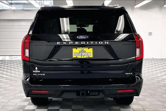 used 2025 Ford Expedition Max car, priced at $55,019