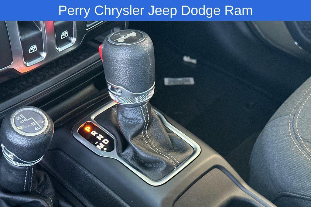 new 2026 Jeep Wrangler car, priced at $33,519