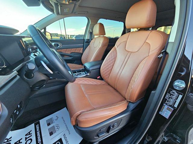 used 2023 Kia Sorento car, priced at $35,992