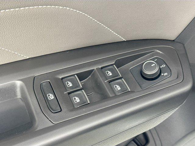 used 2023 Volkswagen Atlas car, priced at $28,019