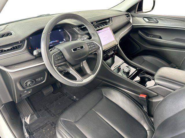used 2023 Jeep Grand Cherokee car, priced at $29,395